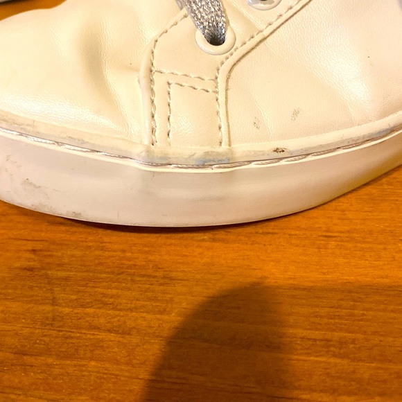 GAP Youth Girls Rainbow Sneakers Crazy Stripe Glitter sz 2 silver glitter laces - Picture 12 of 13